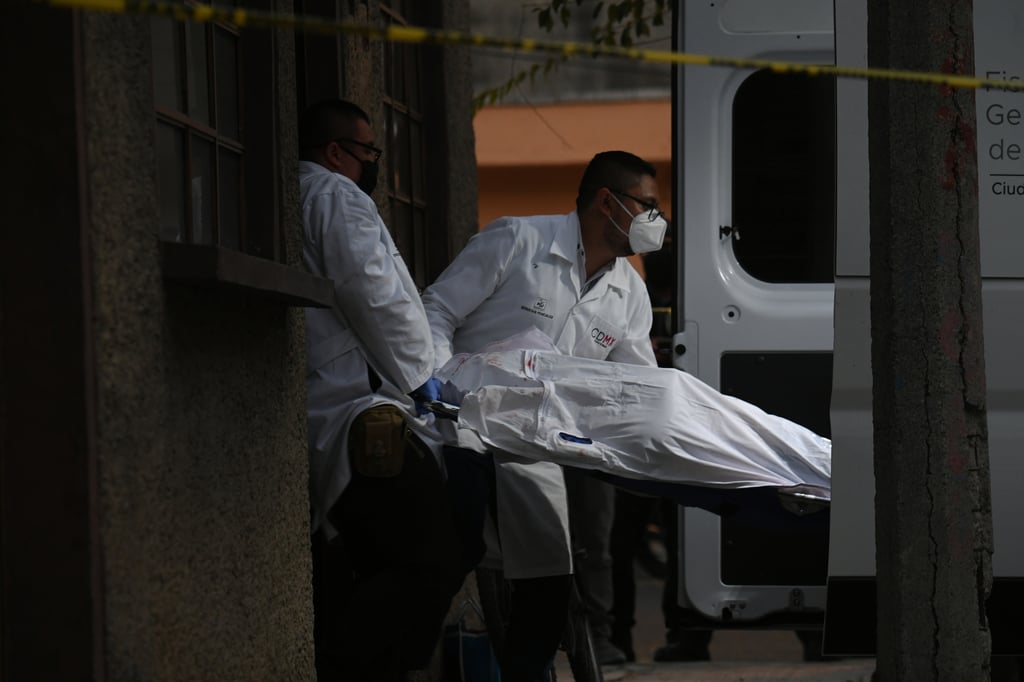 Secuestro y homicidio en Ezeiza: los cuerpos descomponen en la vía pública
