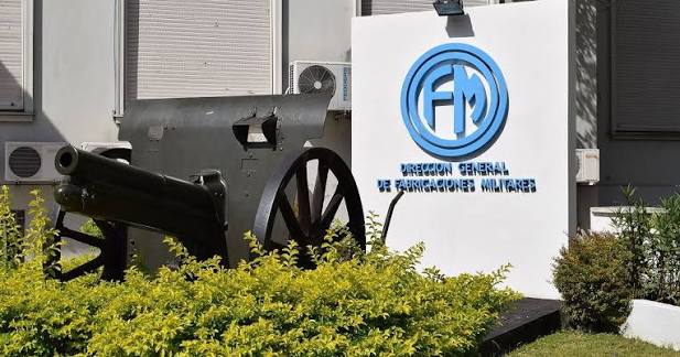Nardini despliega estrategia multifrente en la interna peronista bonaerense