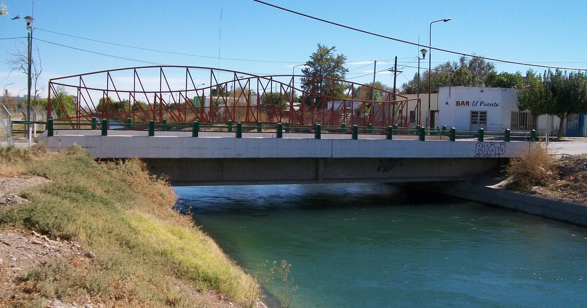 Niño de 4 años muere tras caer a canal de riego
