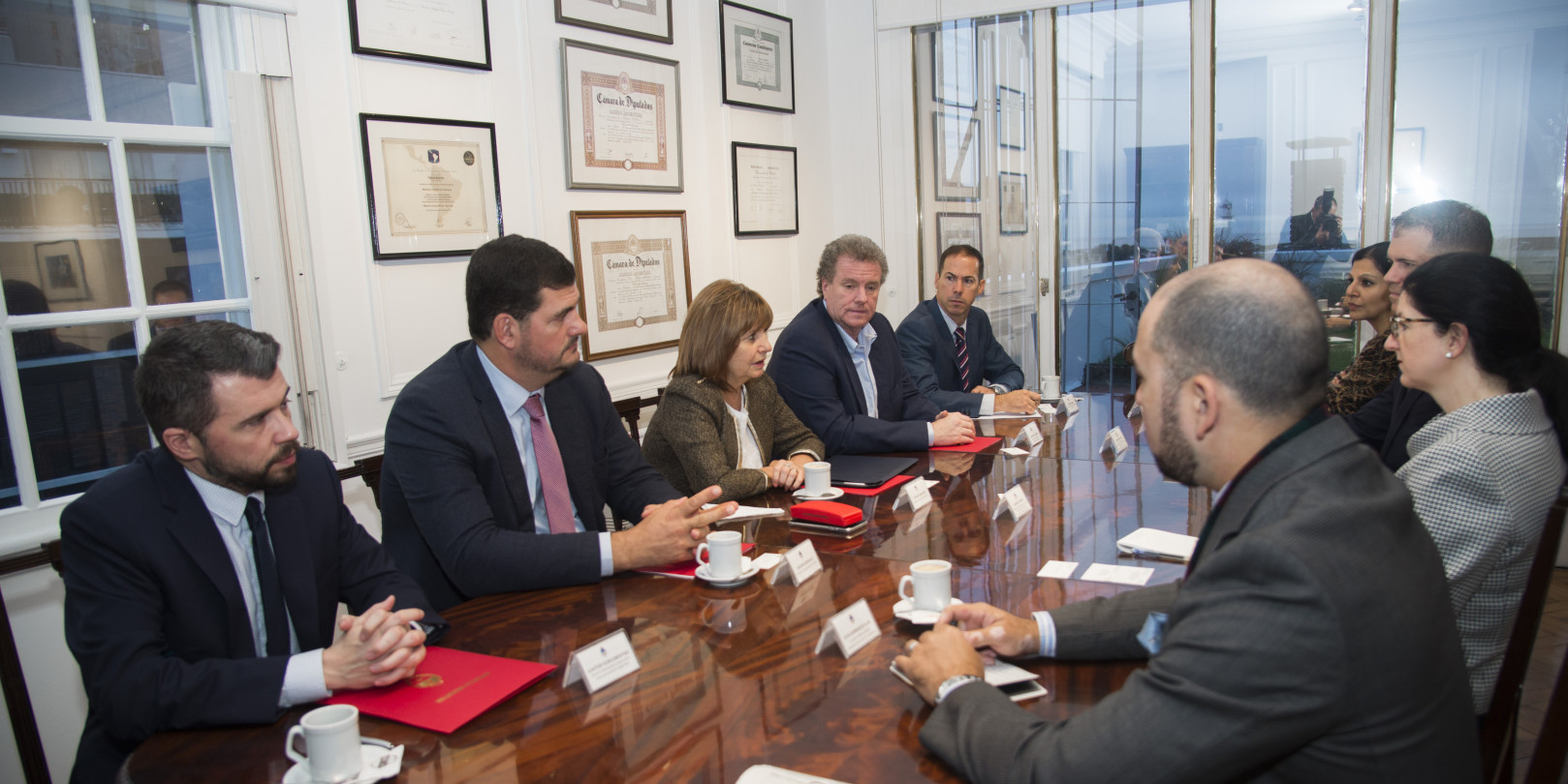 Bullrich y Capitanich se enfrían por disputa sobre tierras fiscales en Chaco