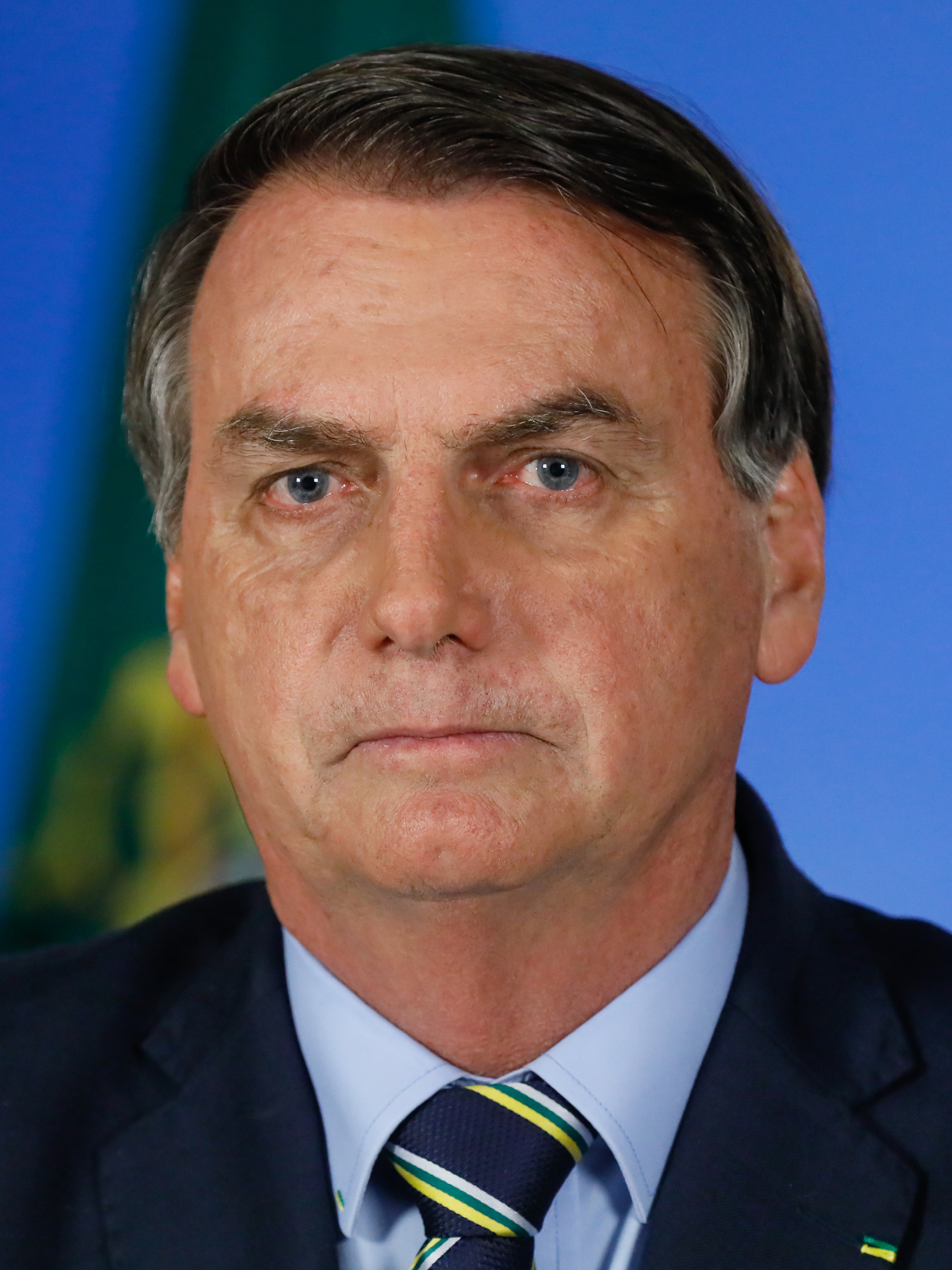 Flávio Bolsonaro admite error en su currículum y publica diplomas en redes sociales