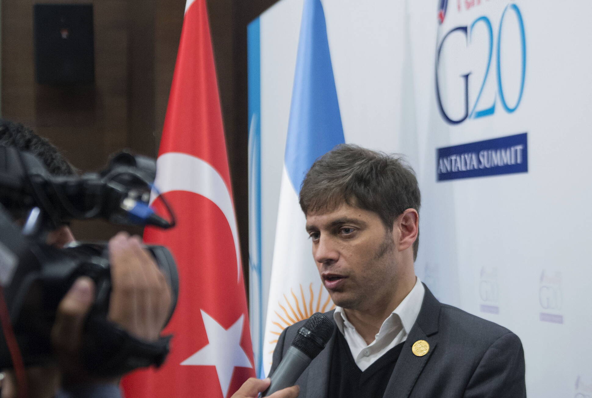 Kicillof suma a Cúneo y De Clay en el PJ