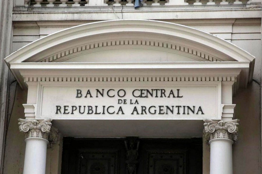 Option 3:* Fracasó la paritaria del salario mínimo y el Gobierno lo definirá por decreto (