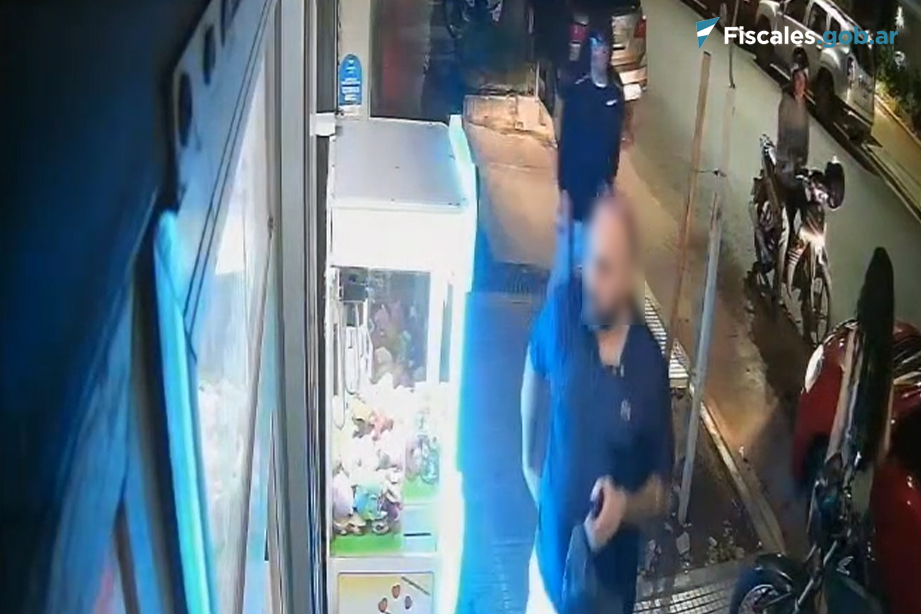 Sicarios atacan a expareja de Fernando Cerimedo en Bolivia. Dos personas vestidas como rep