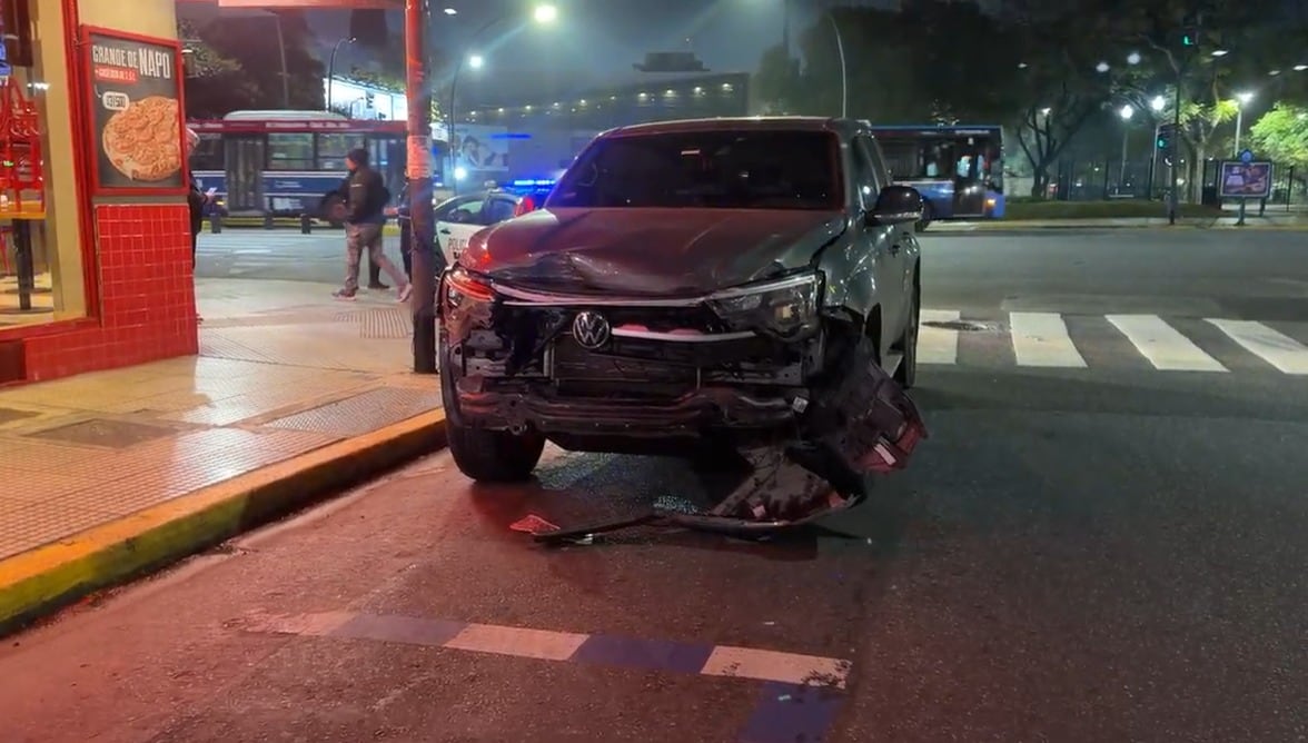 Conductor ebrio causó doble choque en Palermo y dejó dos heridos