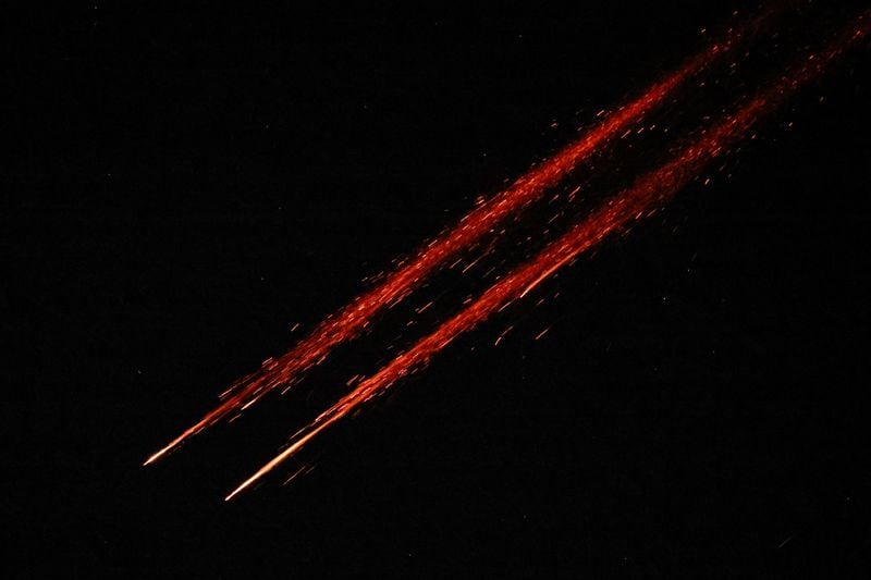 Irán ataca bases de EEUU: represalia por bombardeos en Ormuz