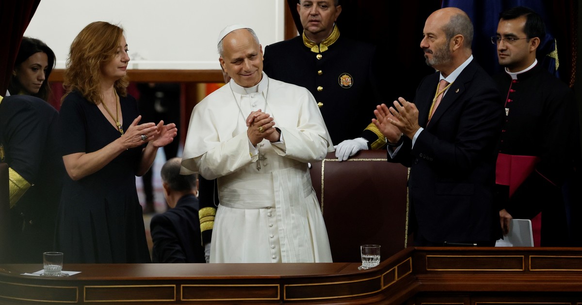 Histórico: León XIV condena aborto, eutanasia y rearme al Parlamento español