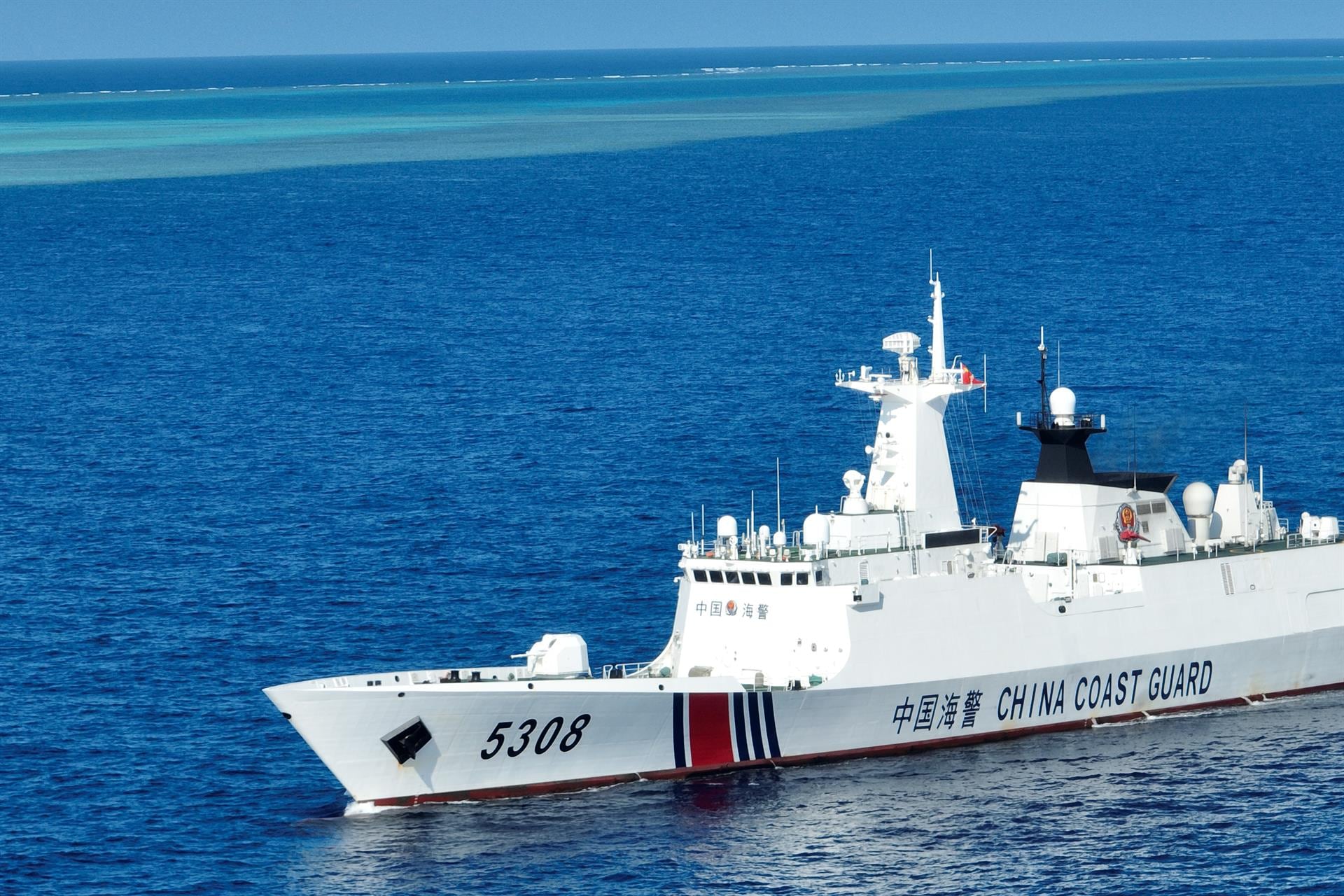 Taiwán: China hostiga buques mercantes y eleva la tensión en el estrecho
