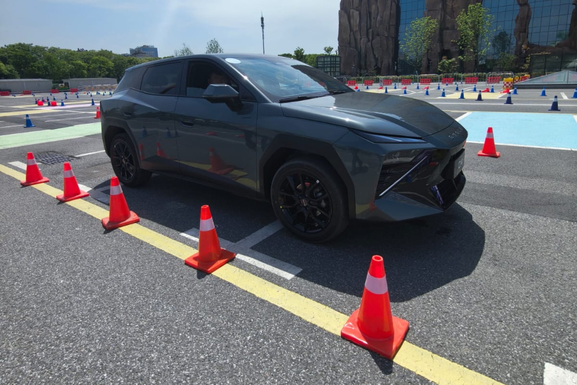 Nueva marca desembarca en Argentina con SUV híbrido: precio competitivo y alta tecnología