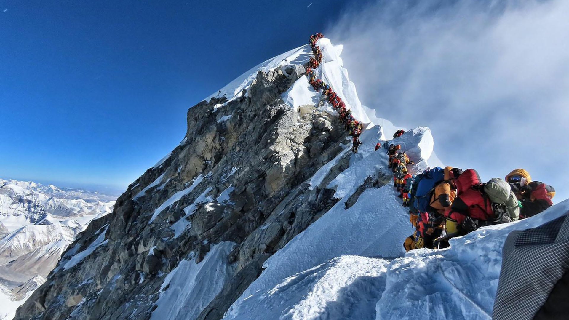 Everest: Expedición busca recuperar cuerpo de "Green Boots" de la "zona de la muerte" tras
