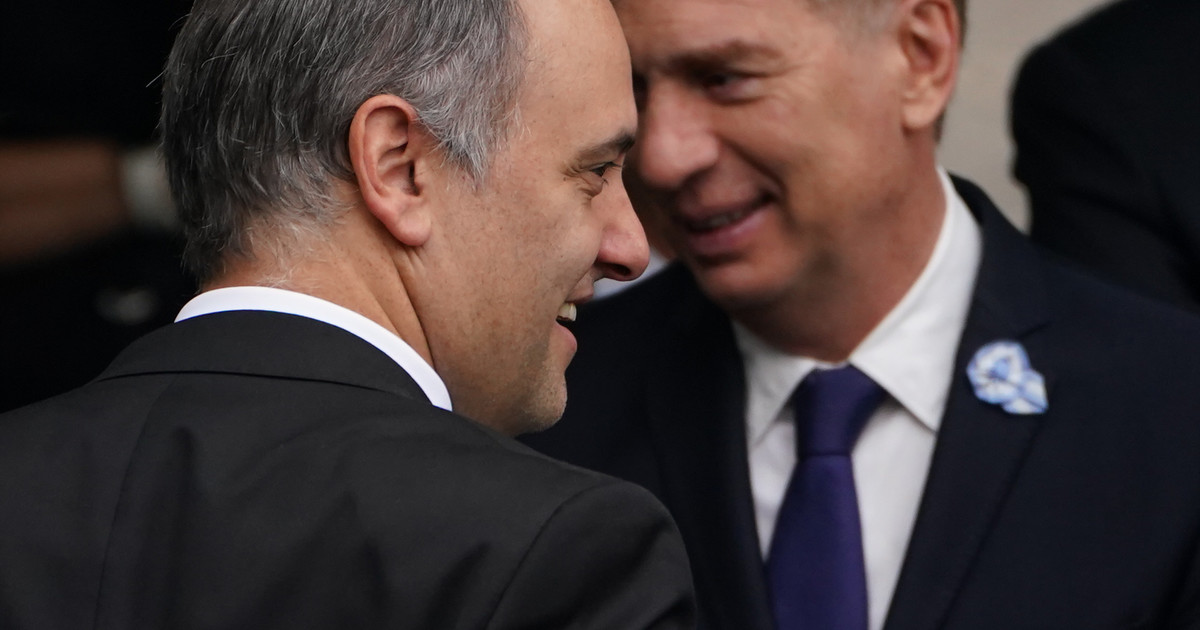 Gobierno: Salida de Adorni sacude la interna y Santilli emerge como sucesor
