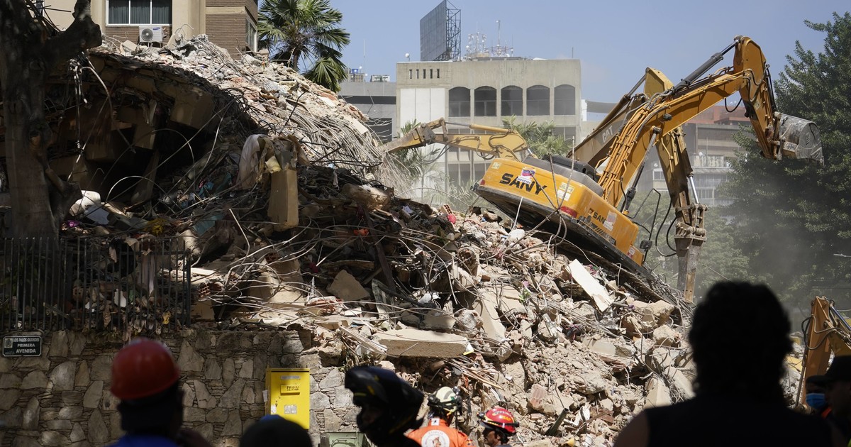 Venezuela: 25 países buscan víctimas tras colapso de edificios