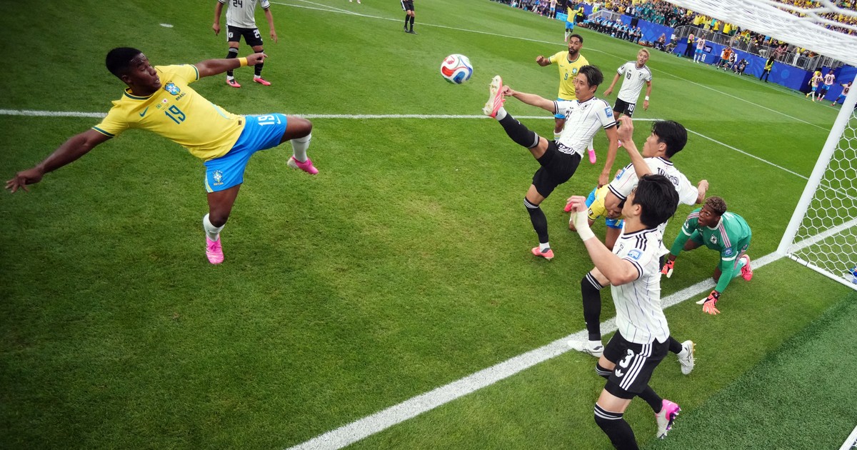 Japón iguala con Brasil en 16avos y sorprende con una defensa memorable