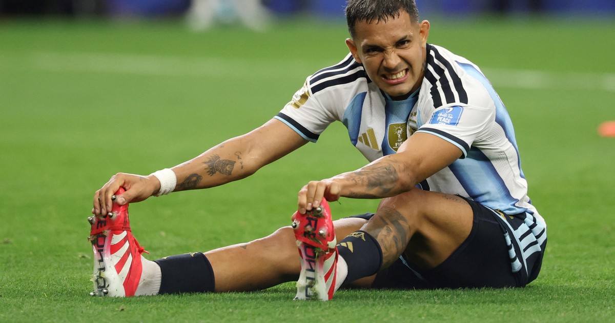 Scaloni define el once: Medina, titular en el lateral izquierdo ante Cabo Verde