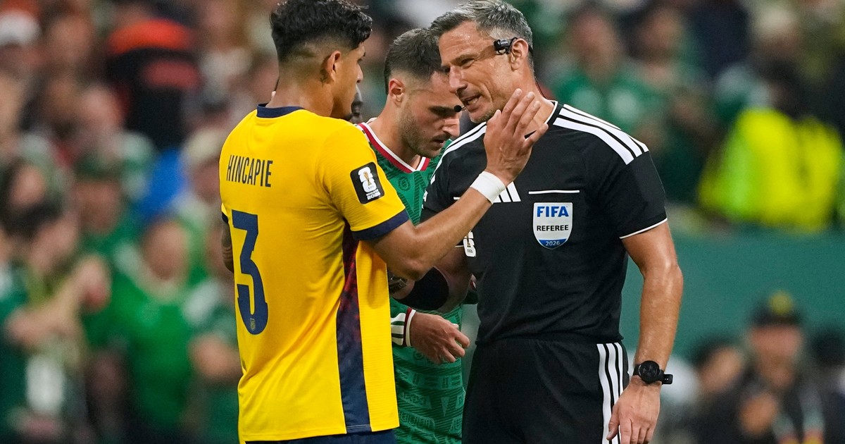 La AFA copiará las reglas del Mundial 2026: llega la "Ley Prestianni" para laterales y saq