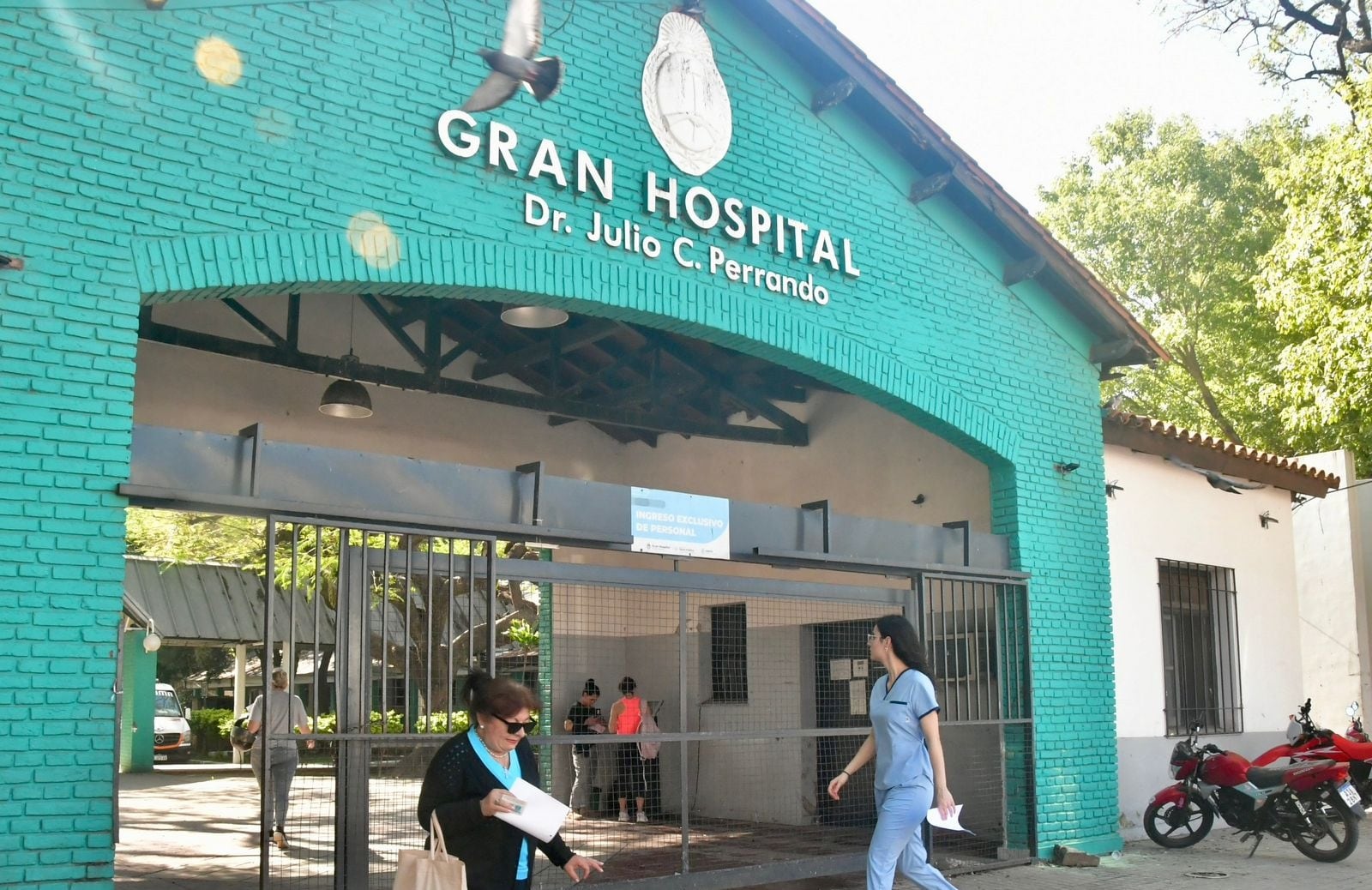 Robaron ropa a bebés en hospital maternal de Chaco y hubo disturbios