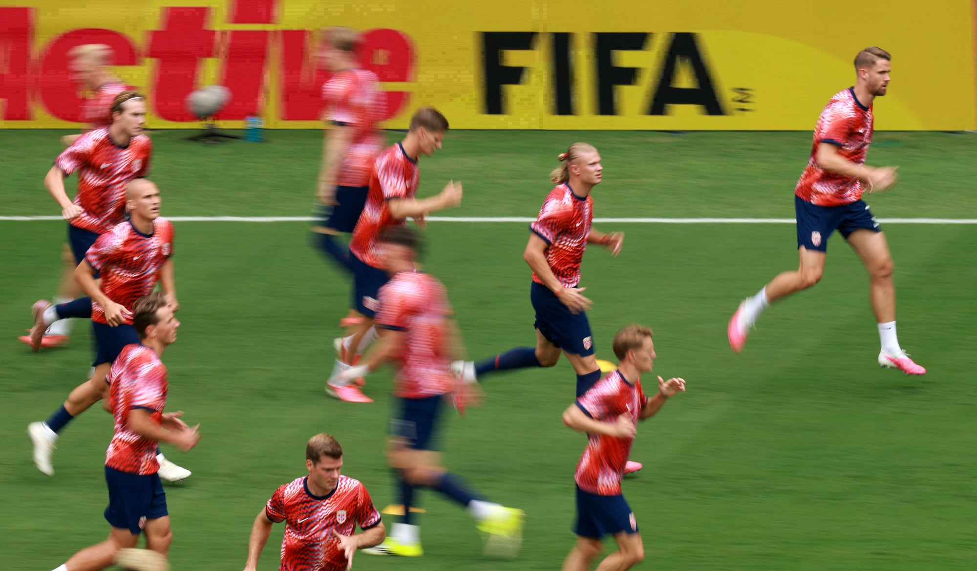 Inglaterra enfrenta a Noruega en la Copa Mundial en Miami.