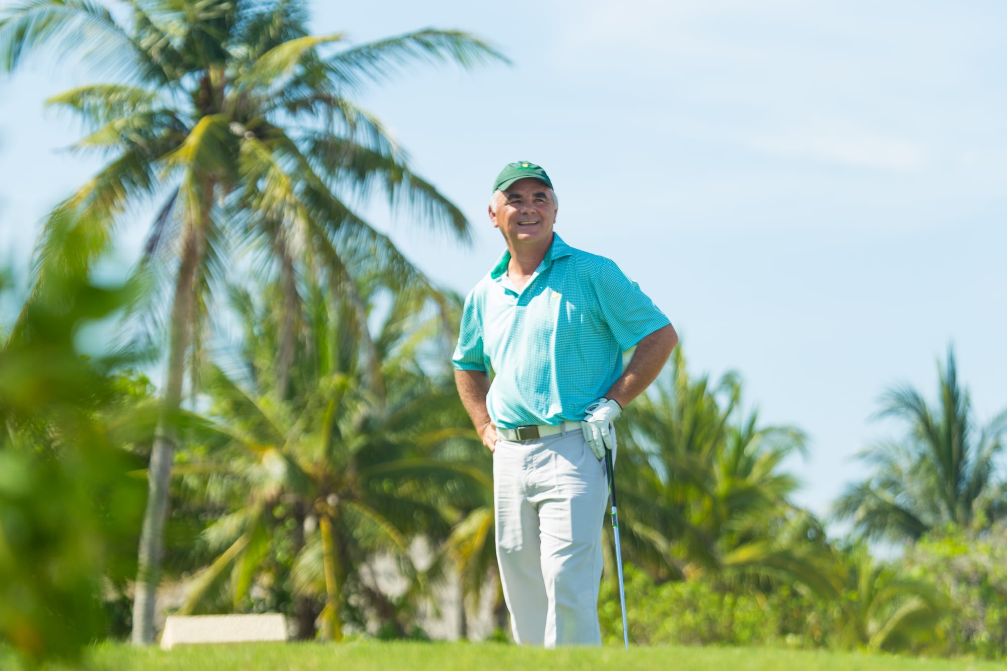 El número uno de Punta Mita: Carl Emberson cuenta su historia de superación