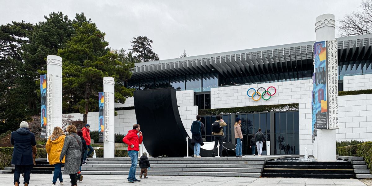 El Museo Olímpico de Lausana alberga una riqueza cultural y deportiva en sus esculturas al