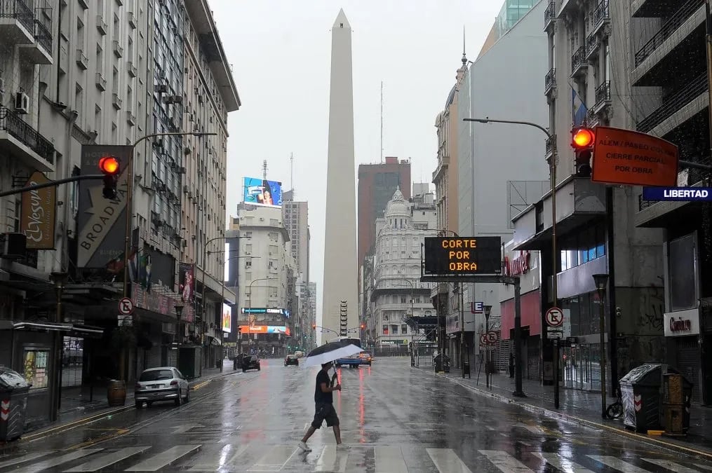 Lluvias y tormentas afectan el país este lunes