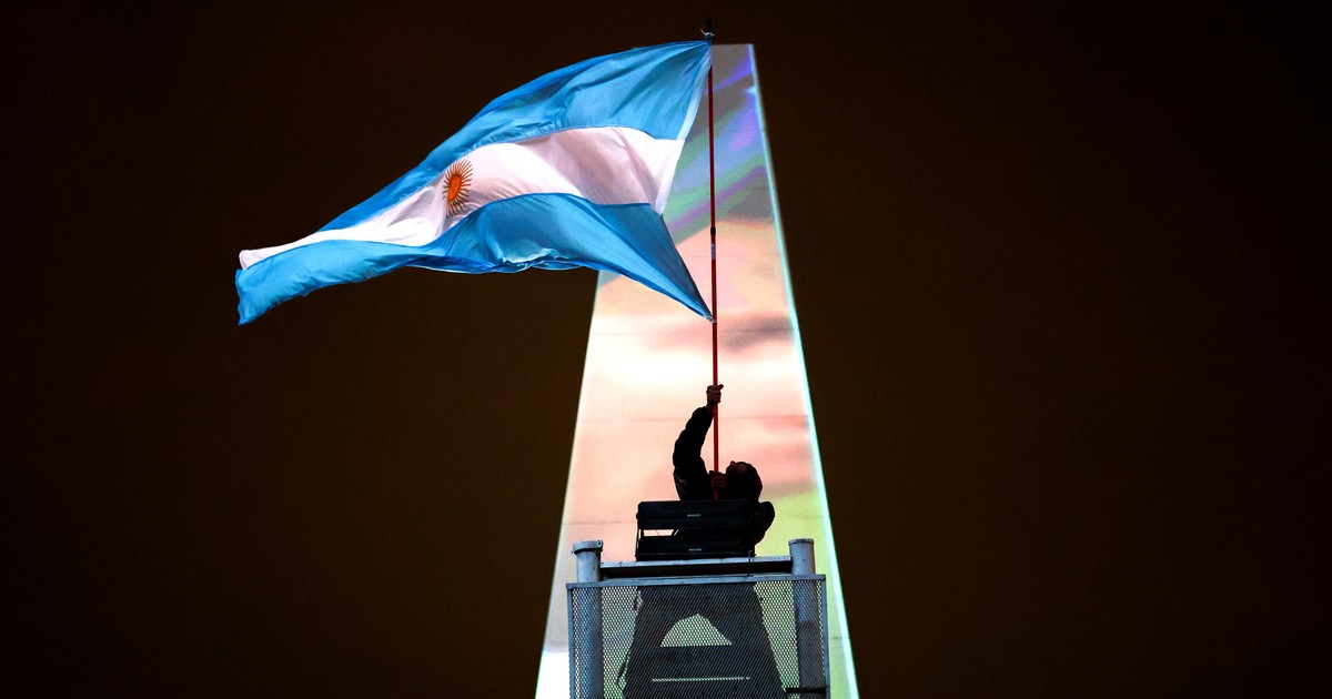 Gobierno rendirá homenaje a la Selección con recibimiento de honor