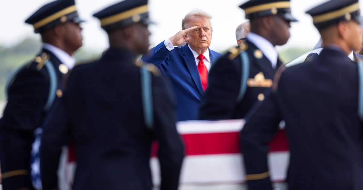 EE. UU.: Trump recibe a soldados fallecidos en Jordania e Irak en Dover