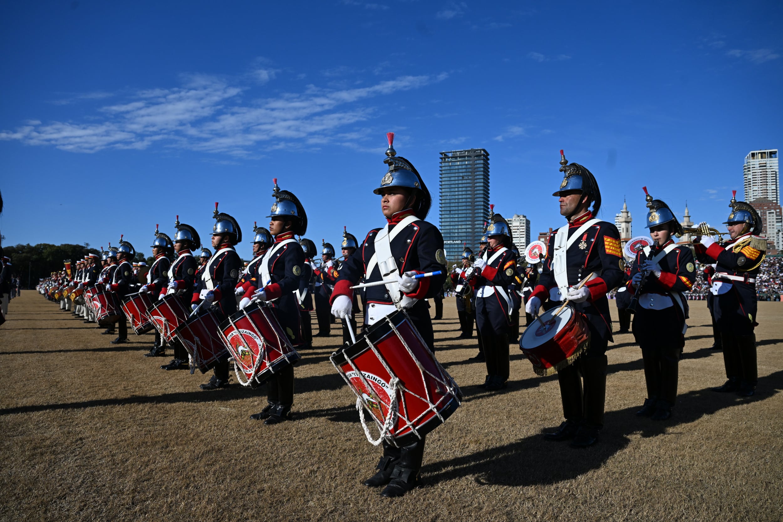 El Ejército Argentino presenta homenaje a bandas militares históricas en La Rural.