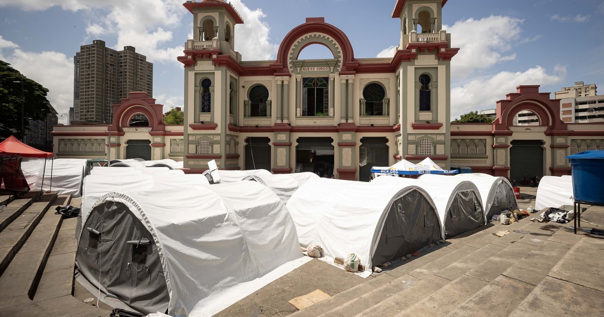 Caracas intenta recuperar su rutina un mes después del terremoto.