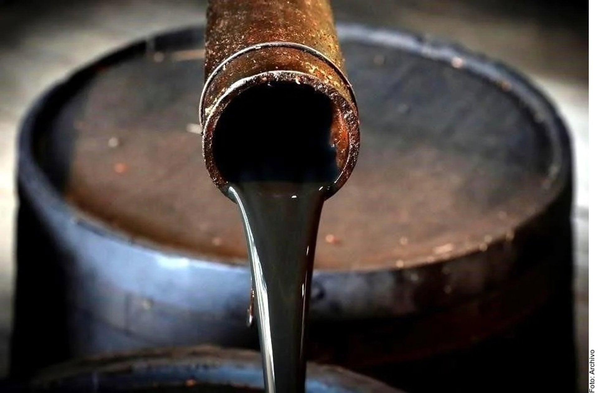 Petróleo Brent cae 5% ante inquietud por suministro energético