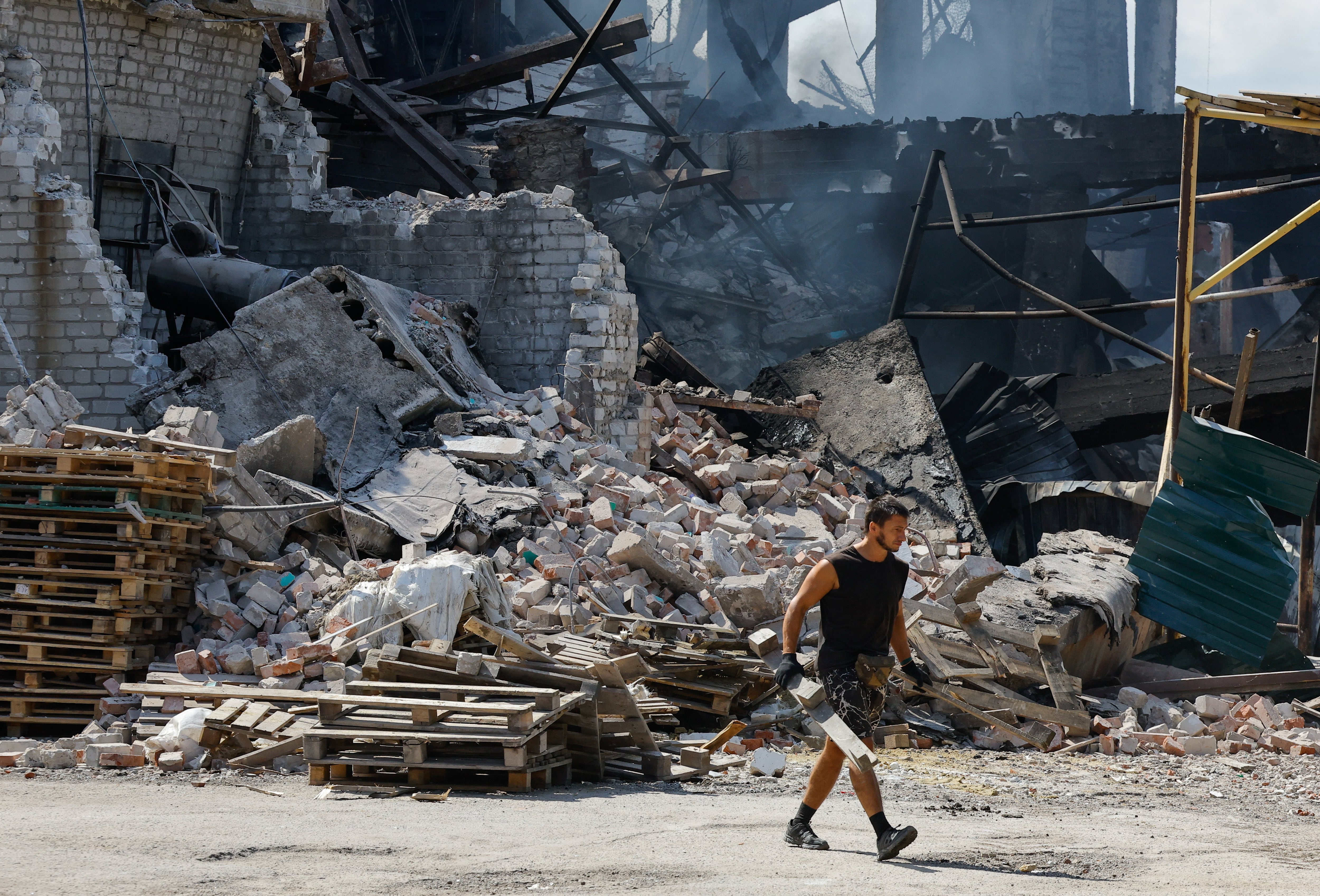 Rusia afirma controlar Shevchenko, aldea clave en Donetsk.