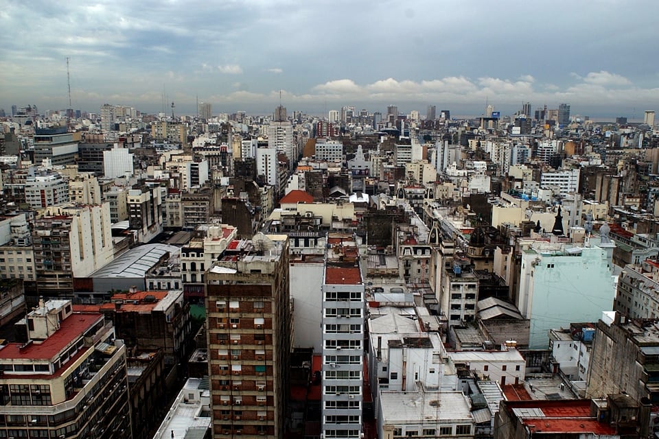Desarrolladores inmobiliarios buscan fuentes de capital sólidas