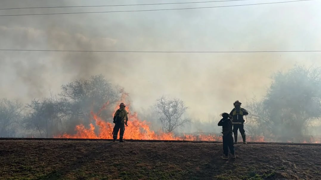 La Municipalidad de Salta advierte sobre riesgo de incendios con sanciones económicas.