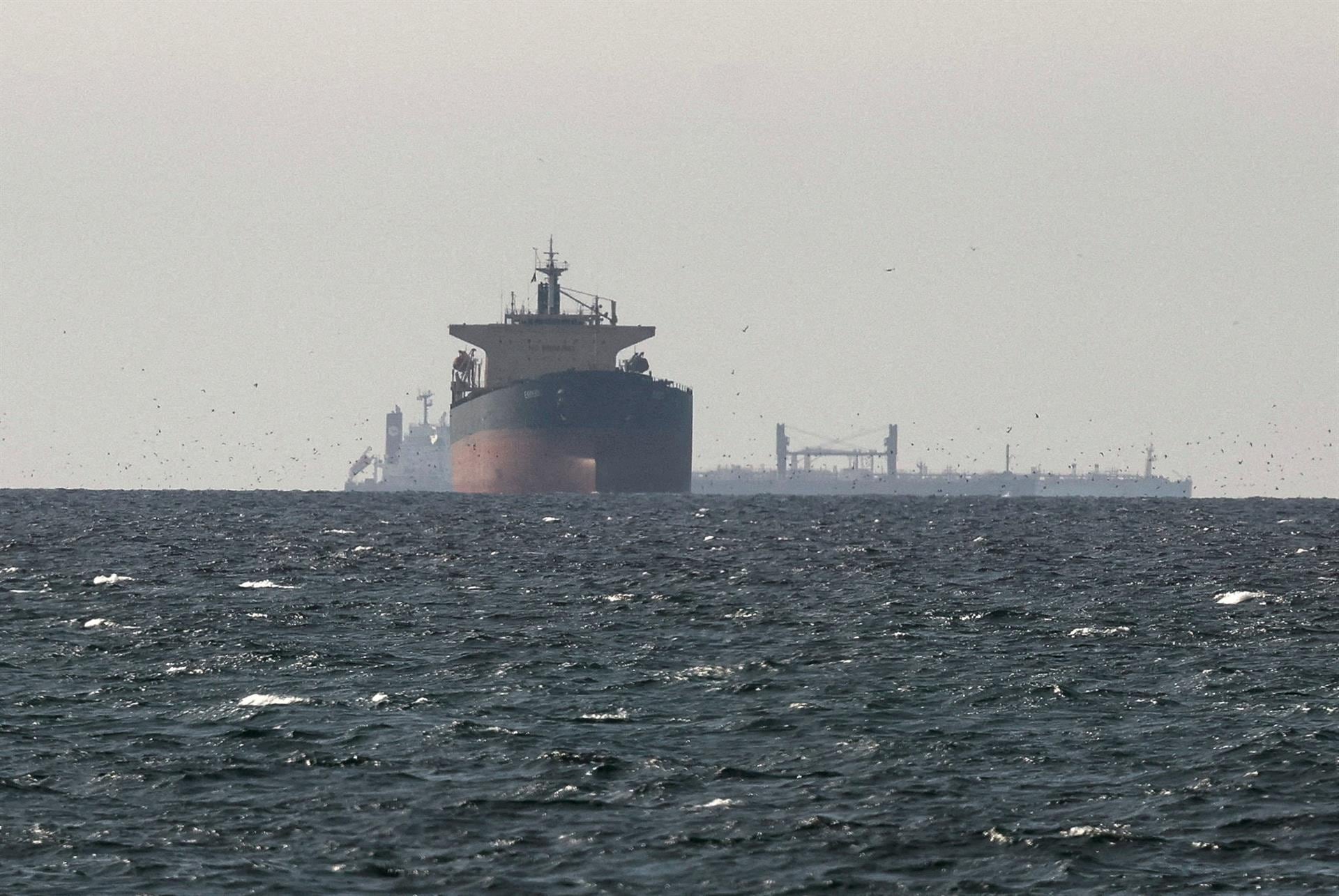 Irán amenaza con represalias contra países que respalden a EEUU tras nuevos bombardeos en