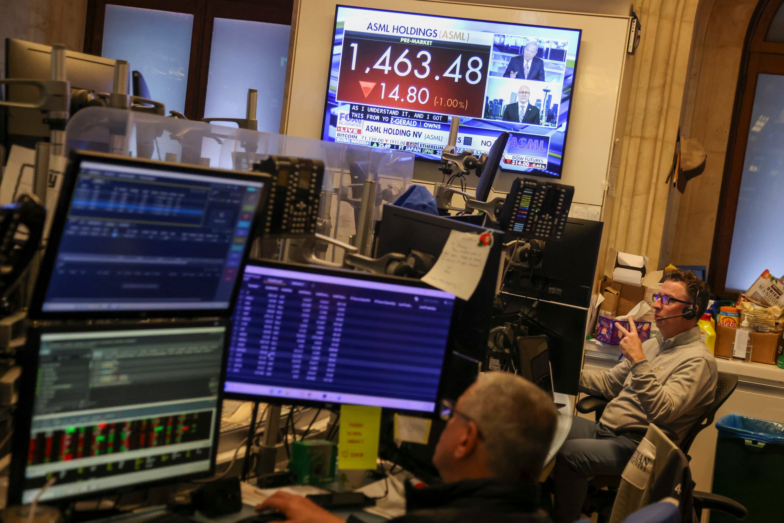 Dow Jones alcanza nuevo máximo histórico en Wall Street, impulsado por mejoras en Oriente