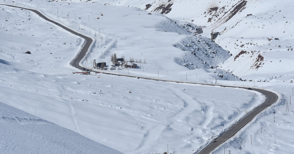 Cristo Redentor sigue cerrado por la nieve, 27 días de cierre con pérdidas millonarias