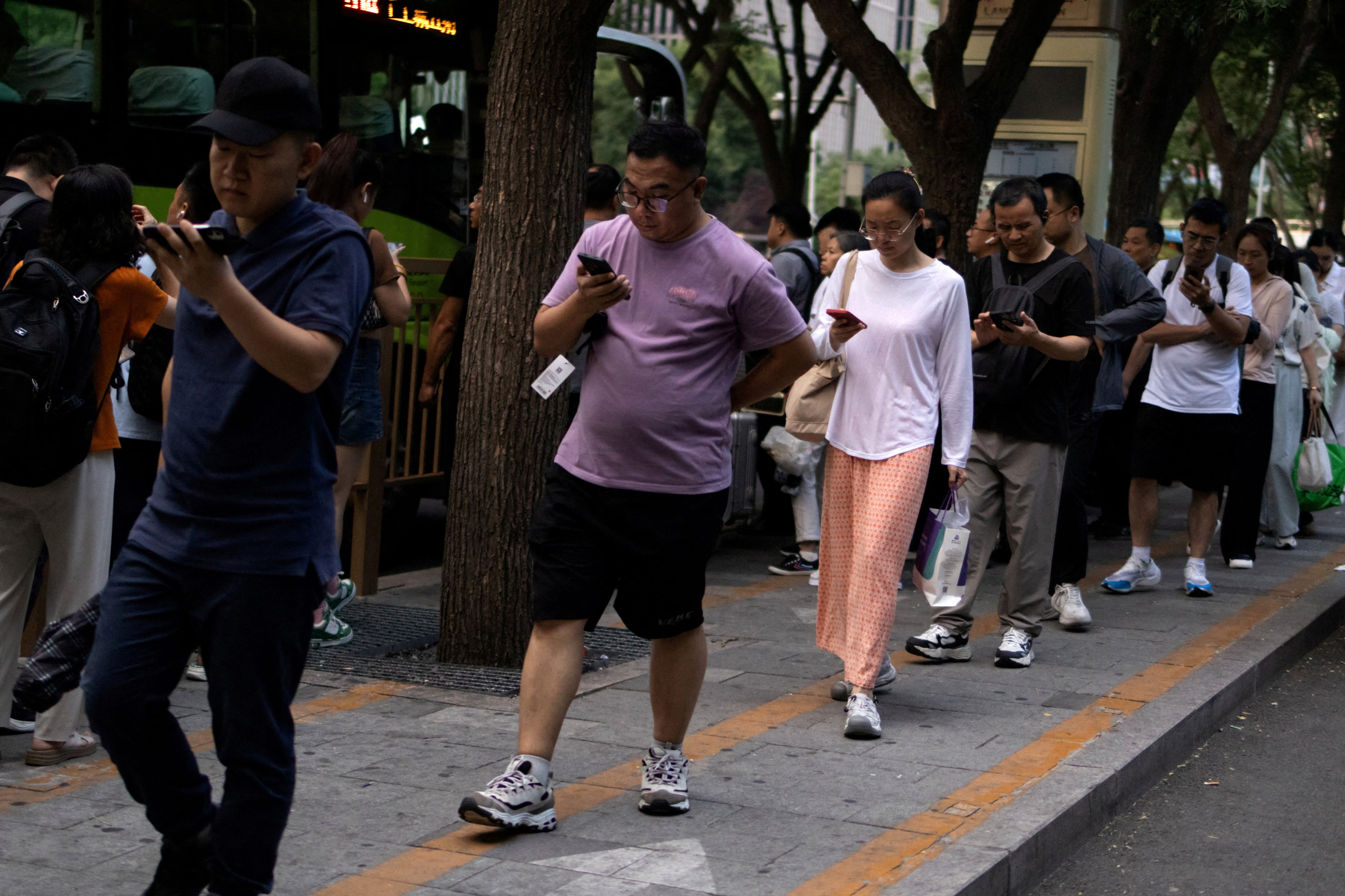 Economistas cuestionan la precisión del 5% de desocupación en China