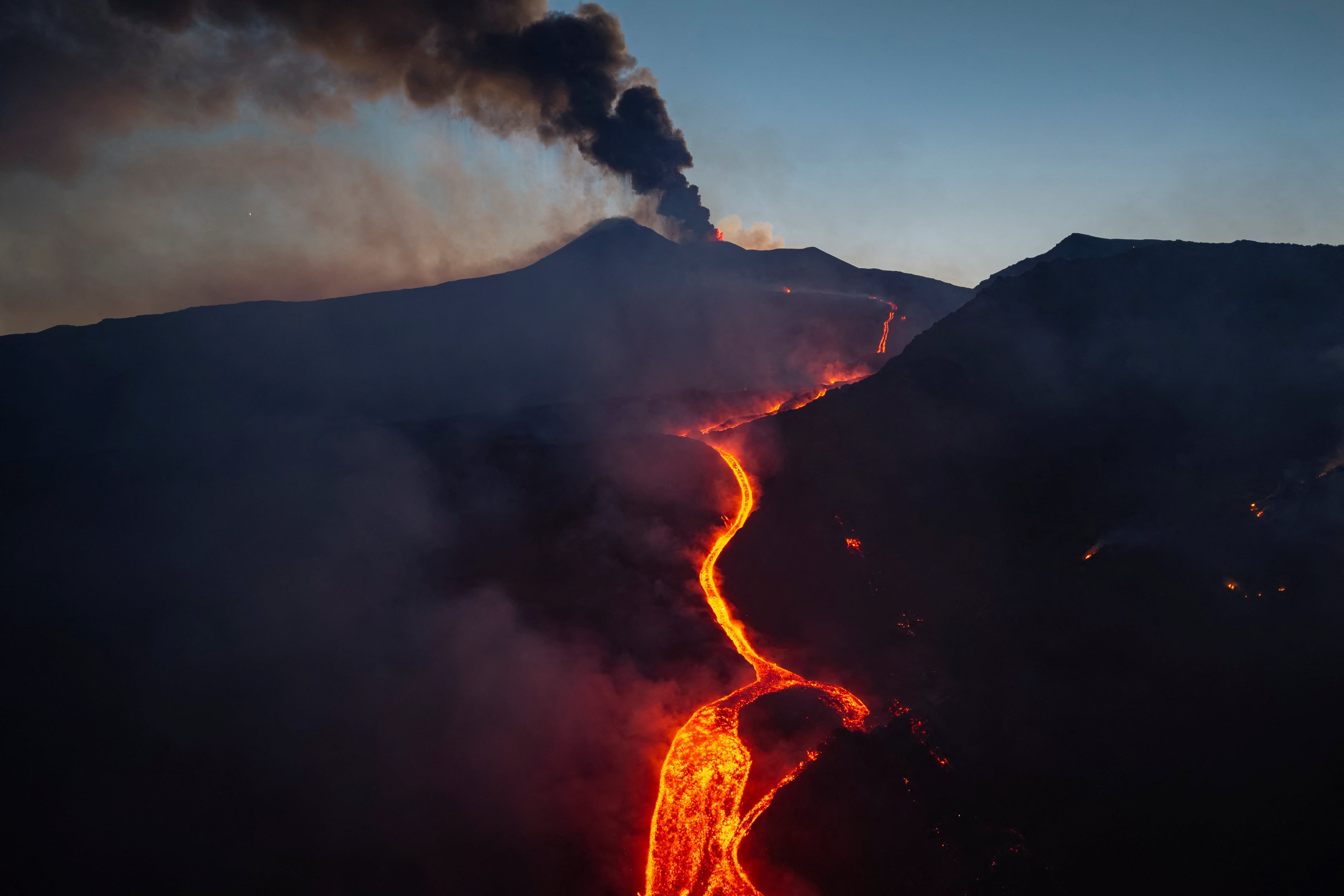 Etna en erupción: cenizas llegan a Malta y Libia