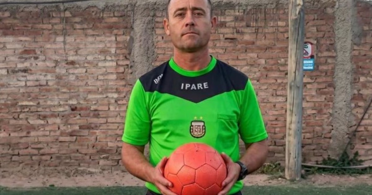 Murió un árbitro amateur en un choque frontal en Mendoza y hay cinco heridos