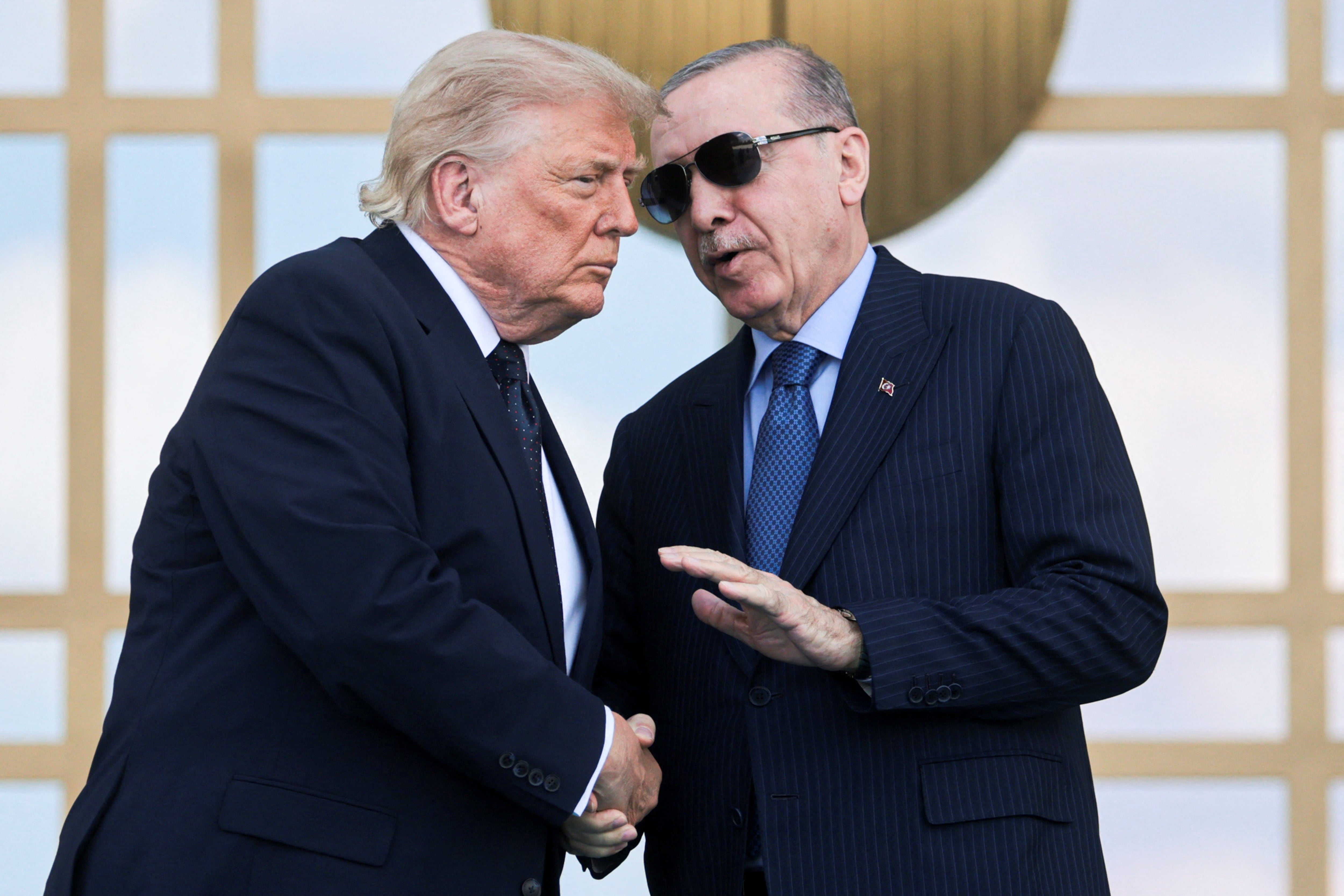 Erdogan pide diálogo entre EU y Irán para reducir tensiones