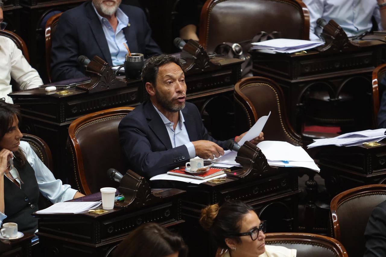 Ferraro denunció que usaron su nombre para redirigir a una página de apuestas