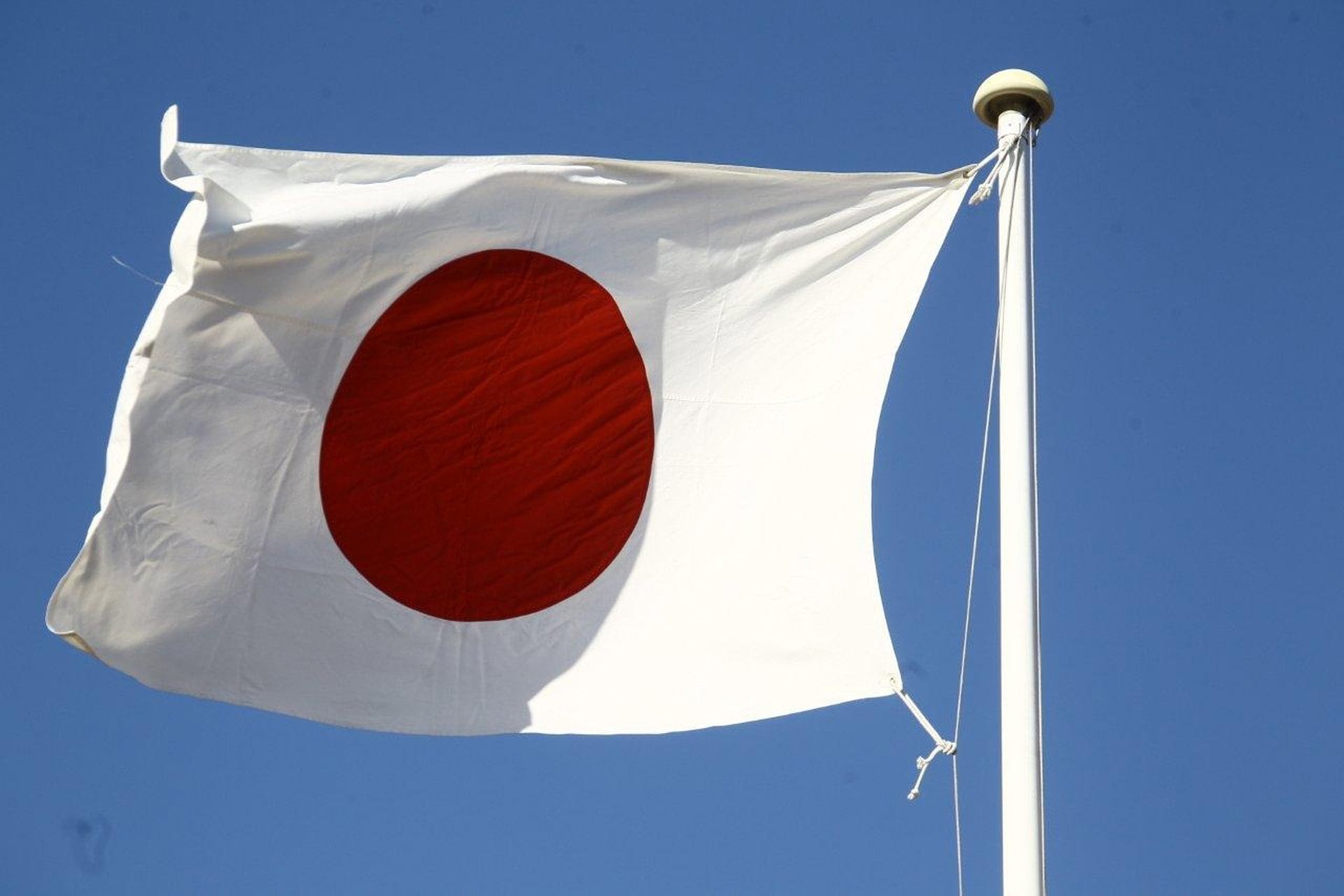 Japón registra déficit comercial récord de 4.000 millones de dólares en julio