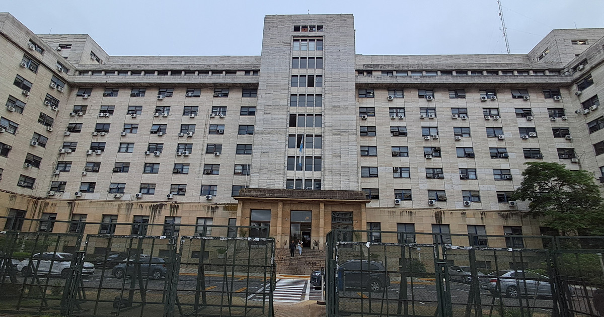 El Gobierno reduce juzgados y cámaras en Comodoro Py