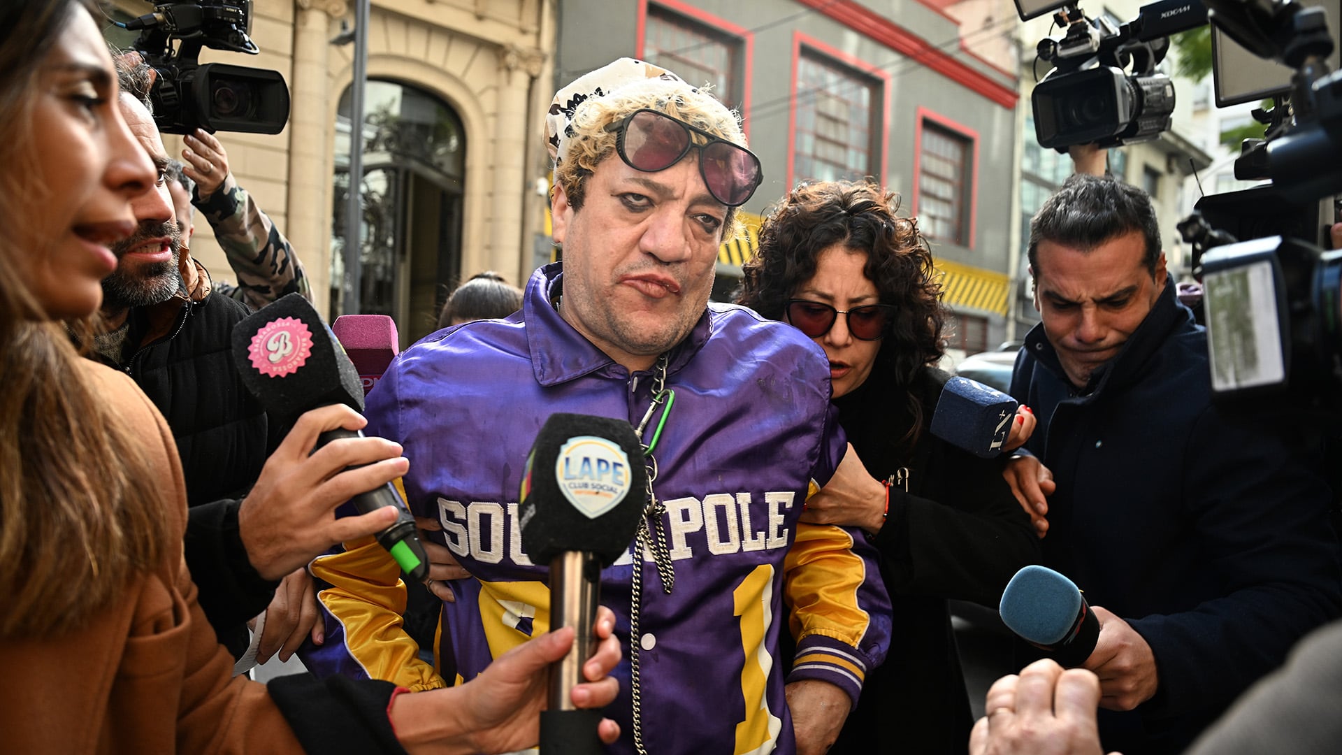 La defensa de Pity Álvarez pide detener el juicio por somnolencia