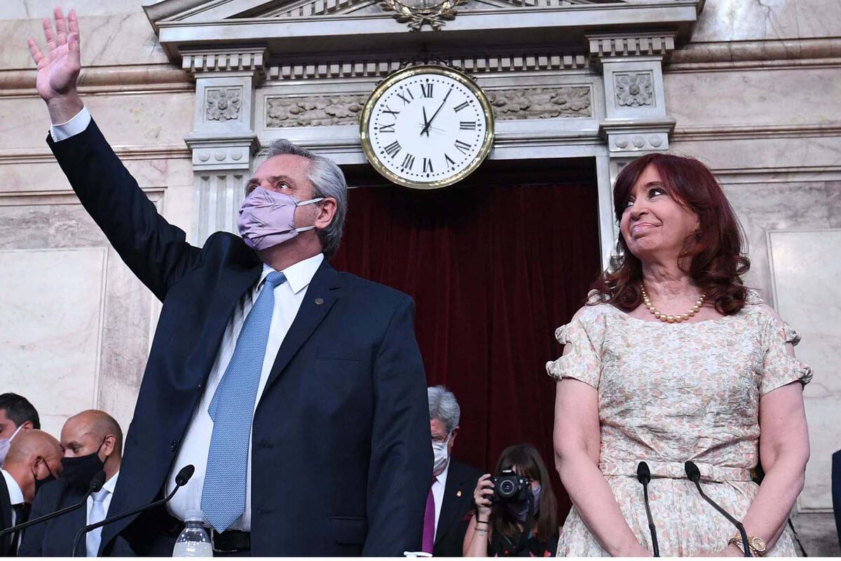 Alberto Fernández pide apoyo a la oposición para superar la crisis política