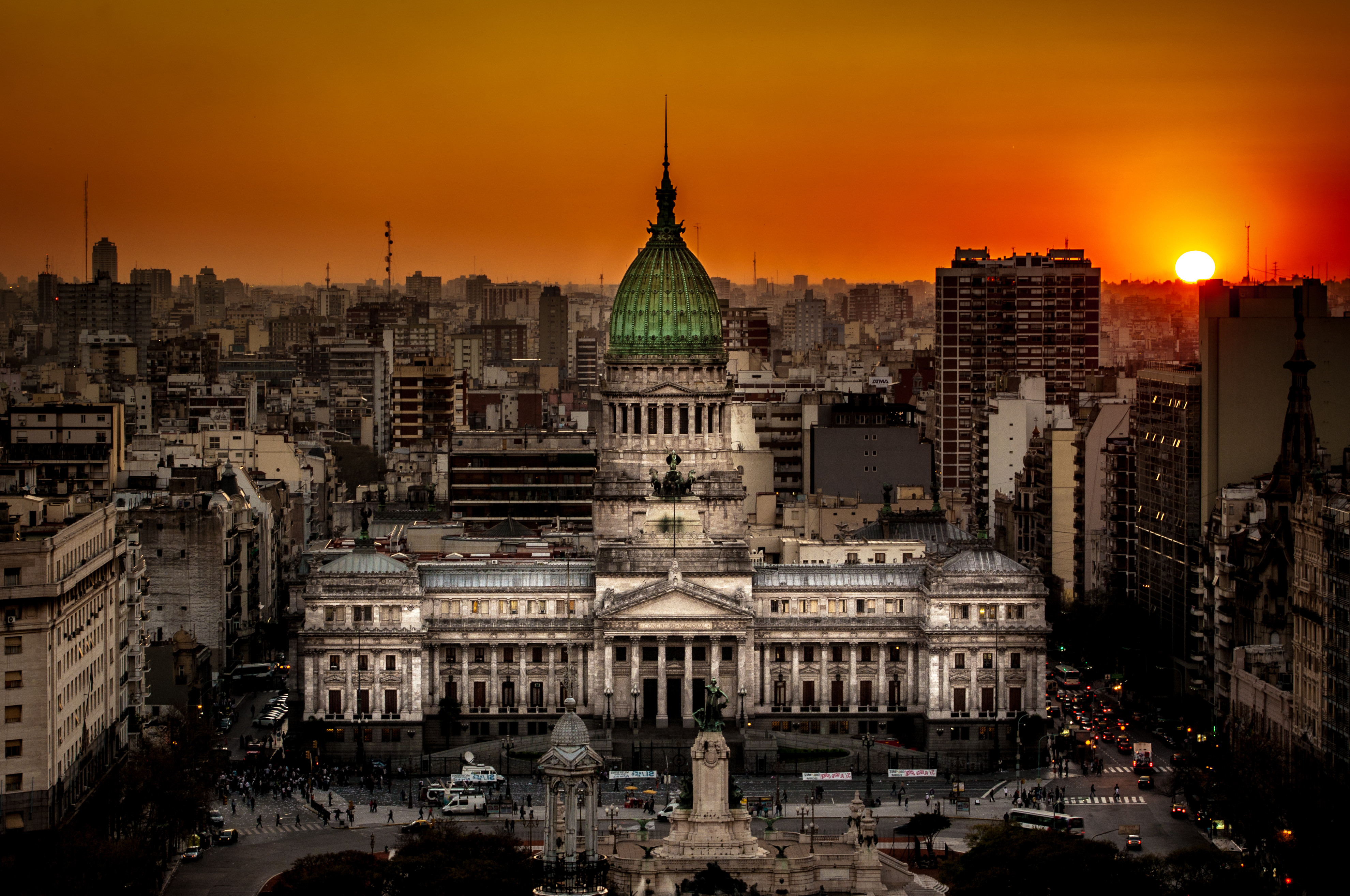 La disputa entre poderes: Un nuevo enfrentamiento en el Congreso Nacional