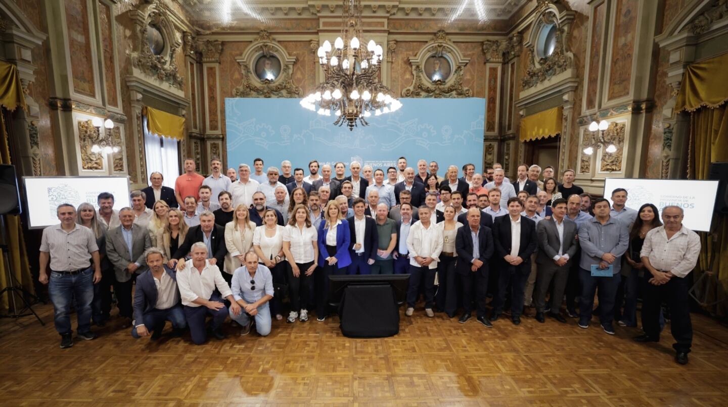 La gobernación bonaerense se reúne con municipios para discutir proyectos de infraestructura